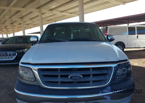 2000 Ford F-150 Xl/Xlt z USA, uszkodzony, nr VIN 2FTZF0720YCA14143